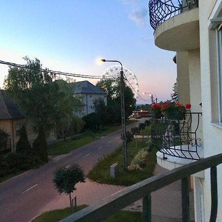 Lara Lux Apartment Hajdúszoboszló Exterior foto