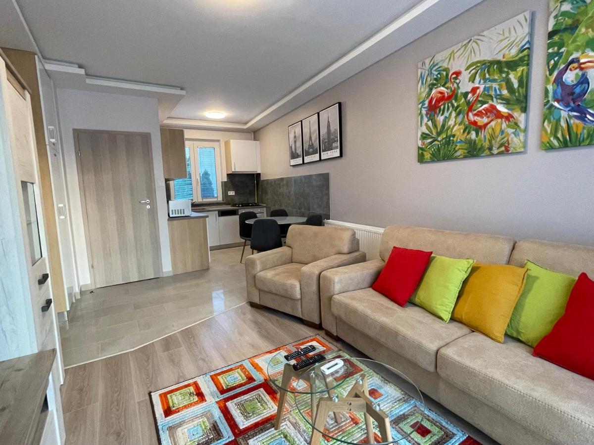 Lara Lux Apartment Hajdúszoboszló Exterior foto