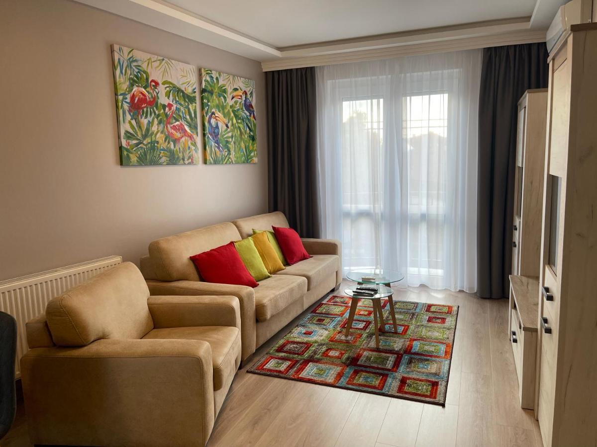 Lara Lux Apartment Hajdúszoboszló Exterior foto